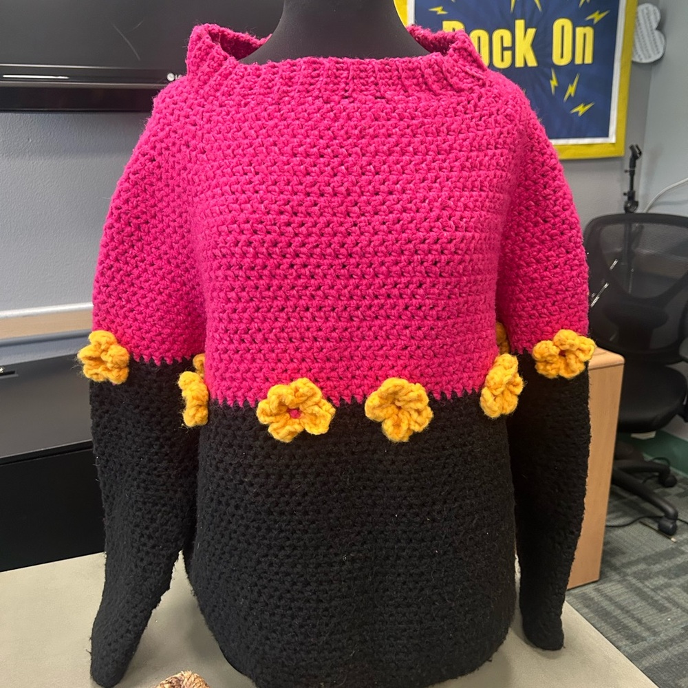 Daisy Ring Sweater Amy Size XLarge